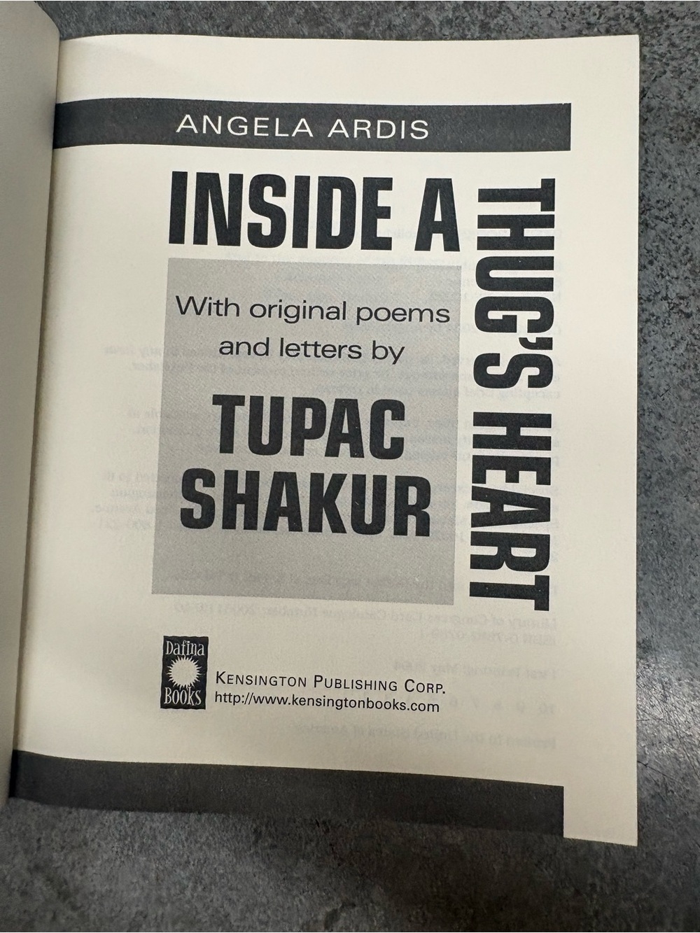 Inside A Thug’s Heart. Poems And Letters By Tupac Shakur Hardcover